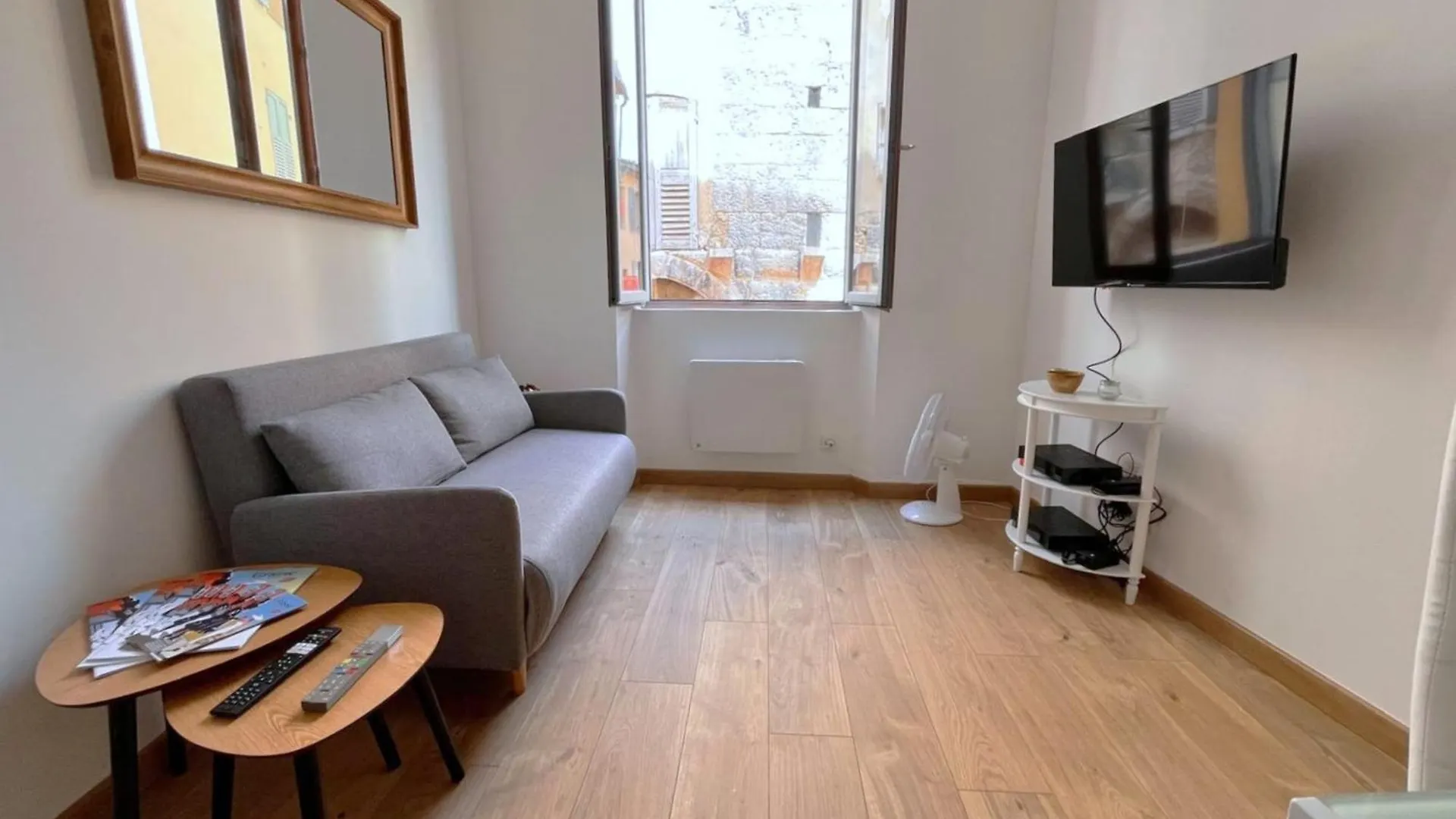 1Br In Historic Center Of Grasse - Benakey Apartment