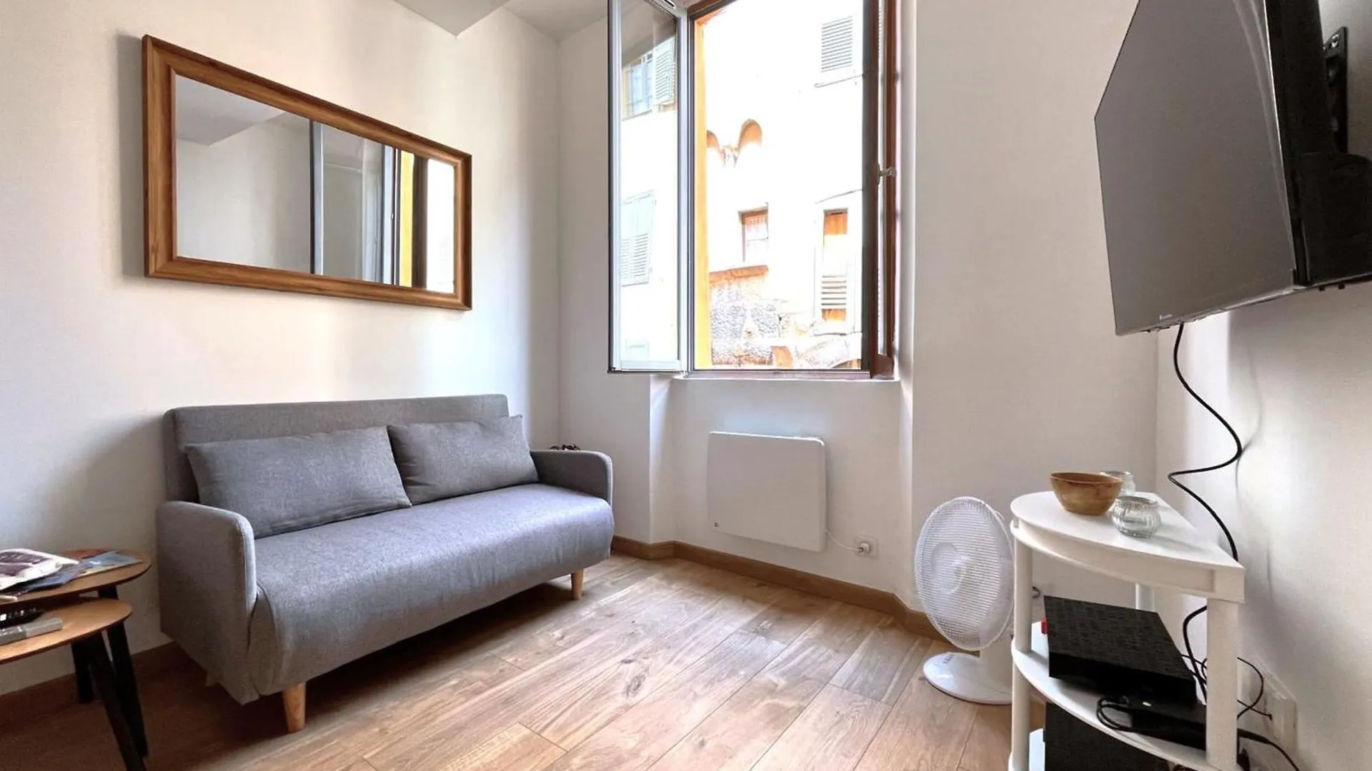 1Br In Historic Center Of Grasse - Benakey Apartment