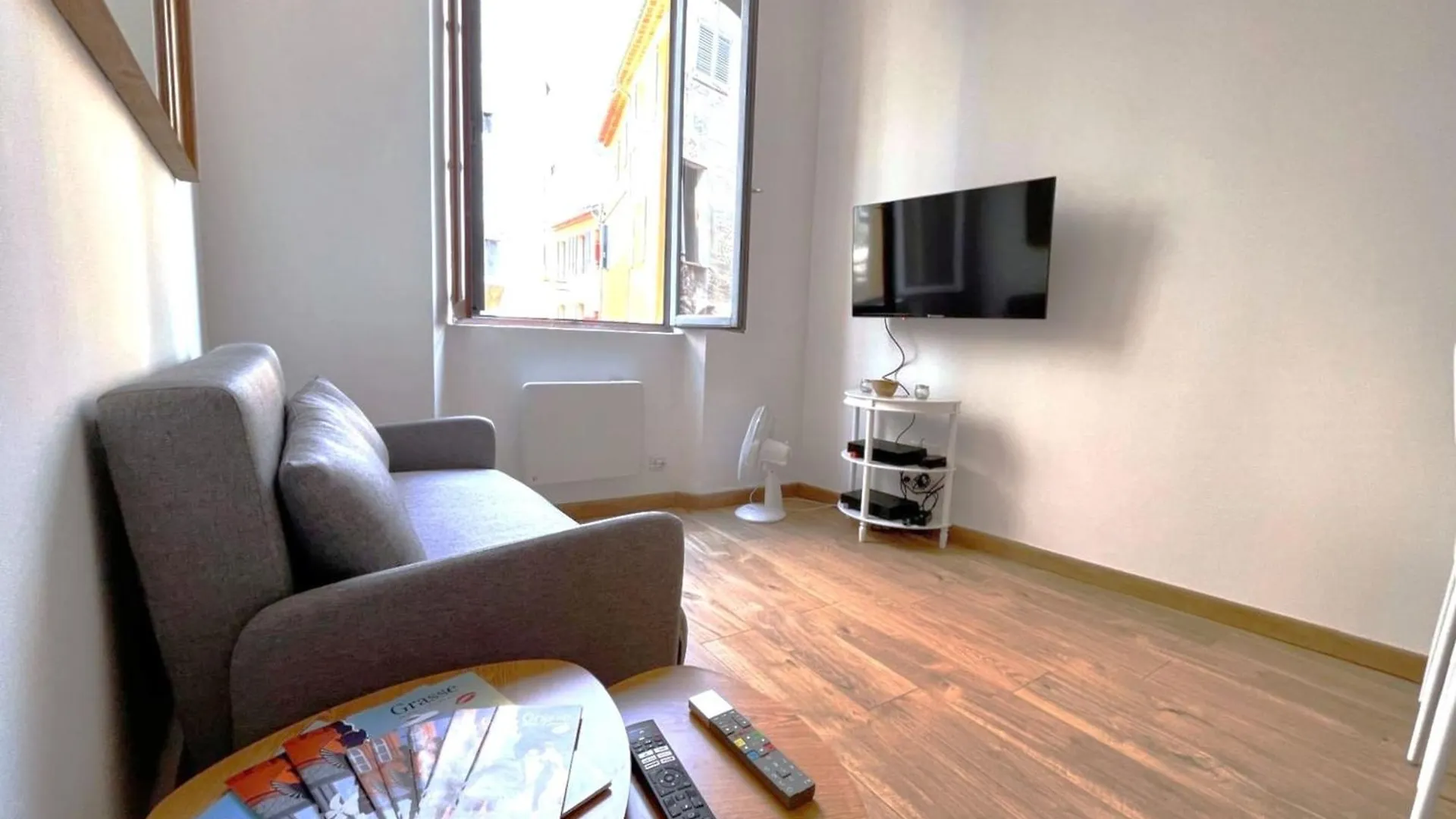 1Br In Historic Center Of Grasse - Benakey Apartment 0*,
